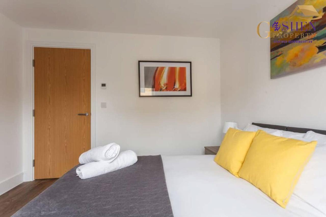 2 Bedroom Apartment Chapel Riverside At Goshen Property Serviced Accommodation Southampton, Free Wifi & Parking Kültér fotó